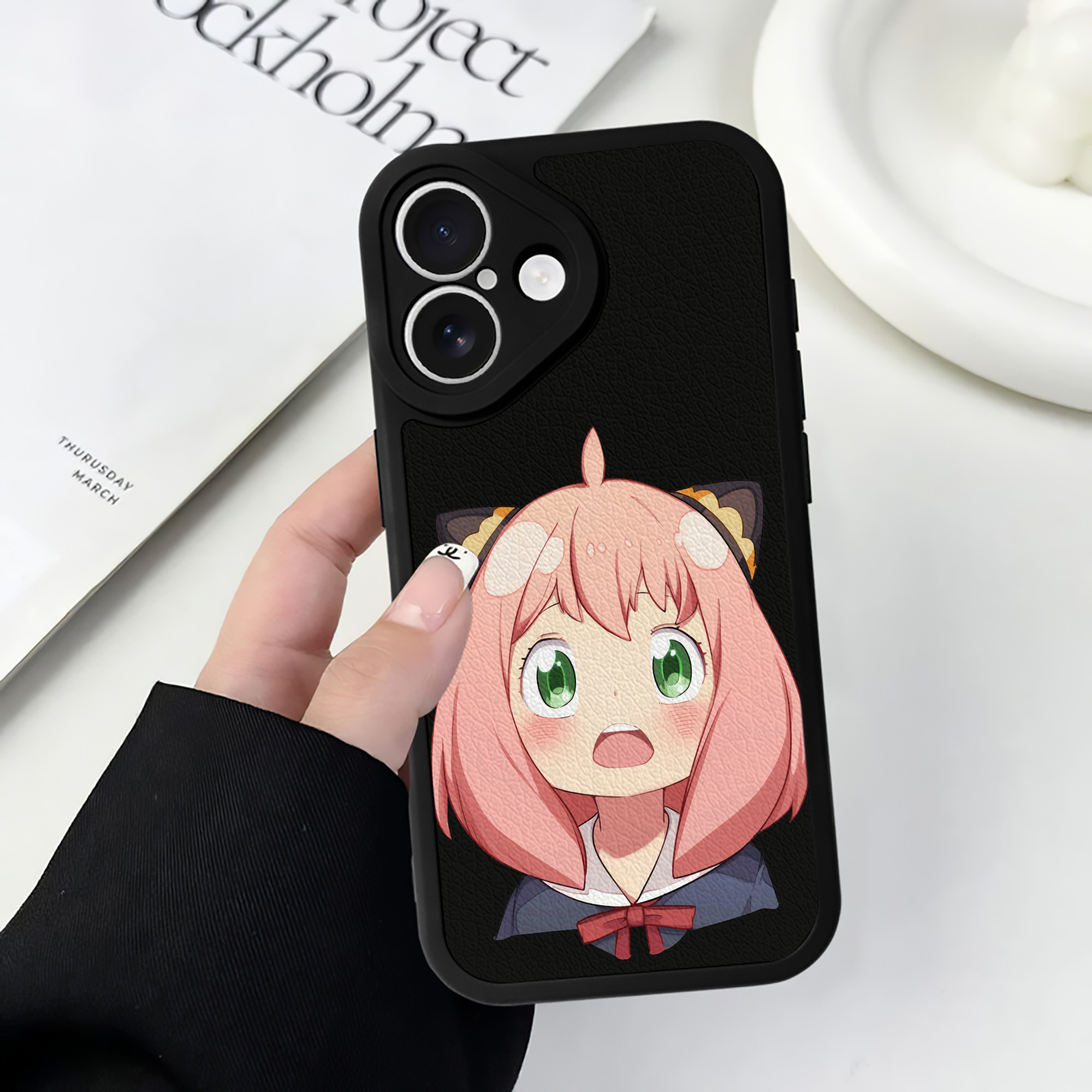 （画像用） SPY×FAMILY间谍家家酒 【iPhone 16シリーズ対応】シリコンスマホケース（レザー調） 材質：シリコン